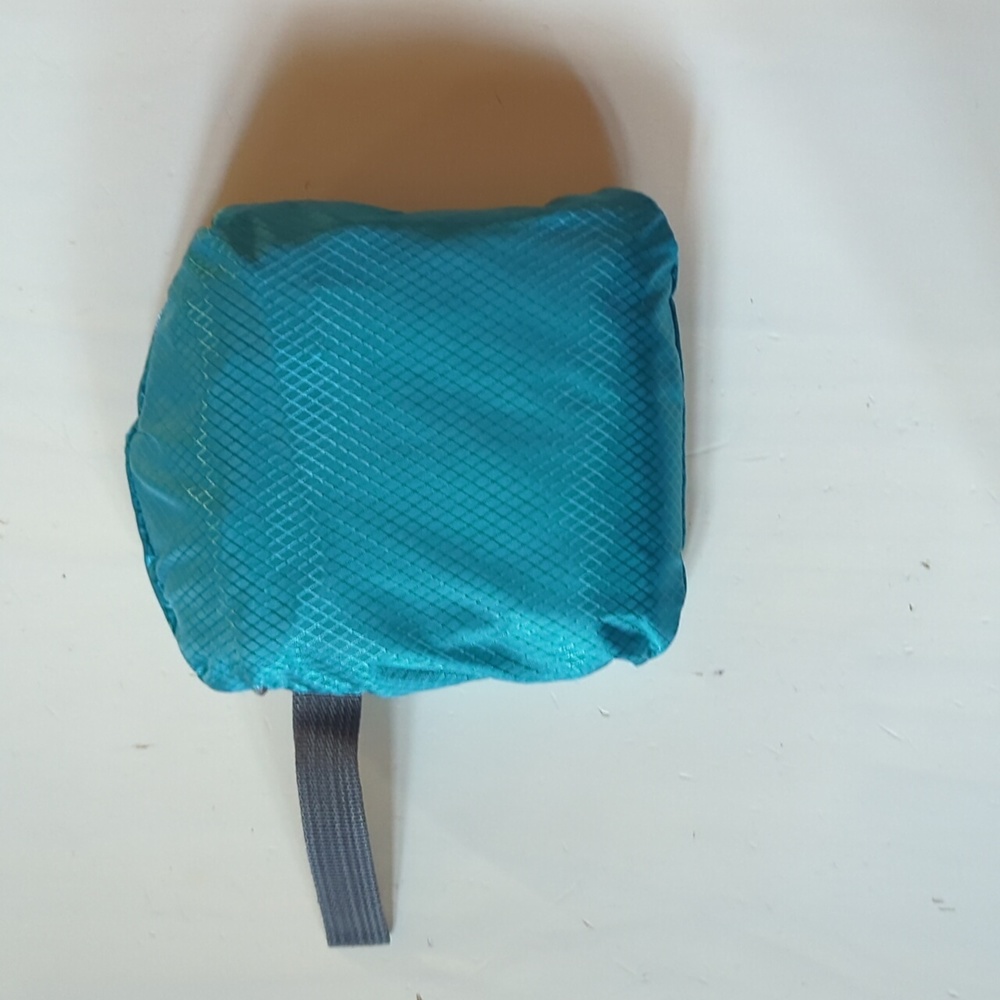 New Light Weight Foldable Backpack - image 2